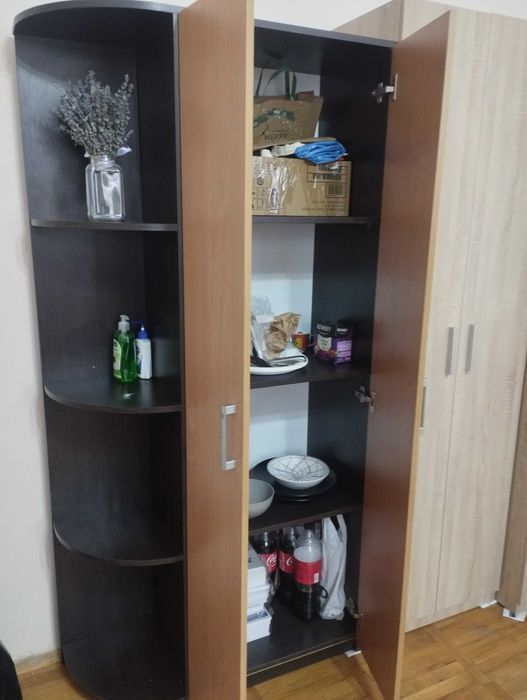 Меблі в офіс стіл шафа тумбочка