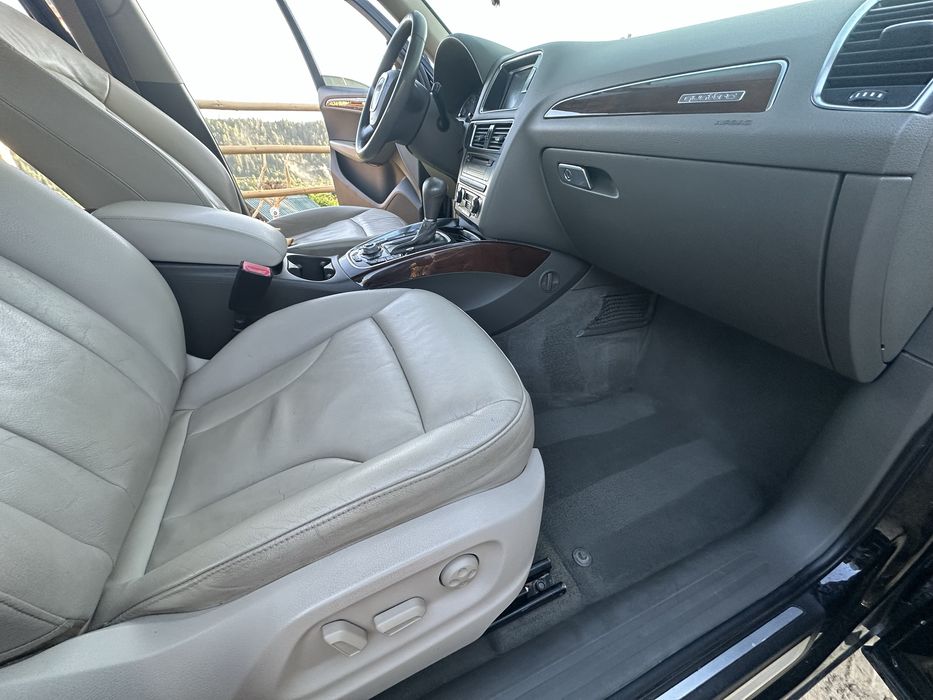 Полірування та хімчистка авто