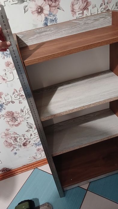 Книжный стеллаж.Книжные полки.