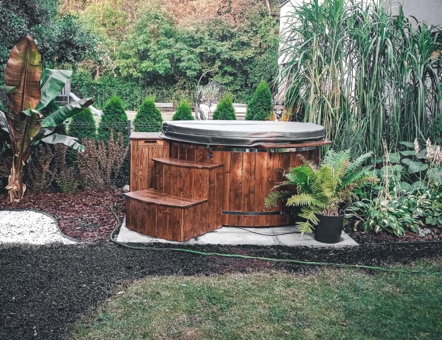 Balia ogrodowa jacuzzi