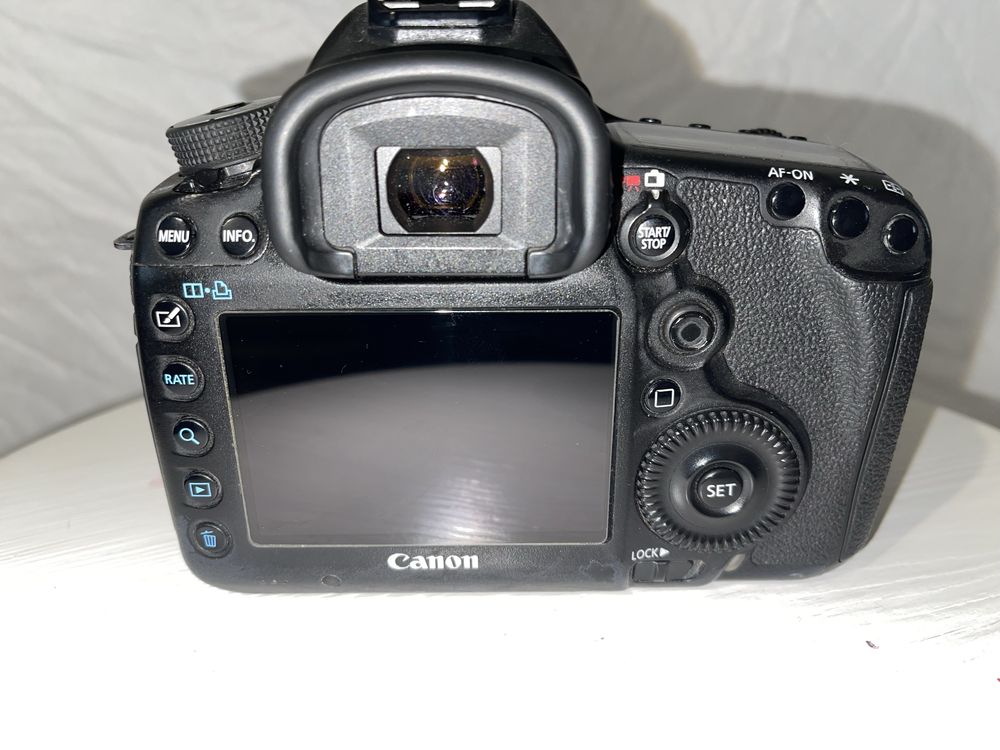 Тушка Canon 5dm3