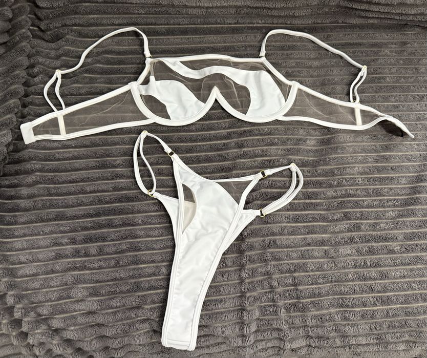 Купальник фірми DVNT