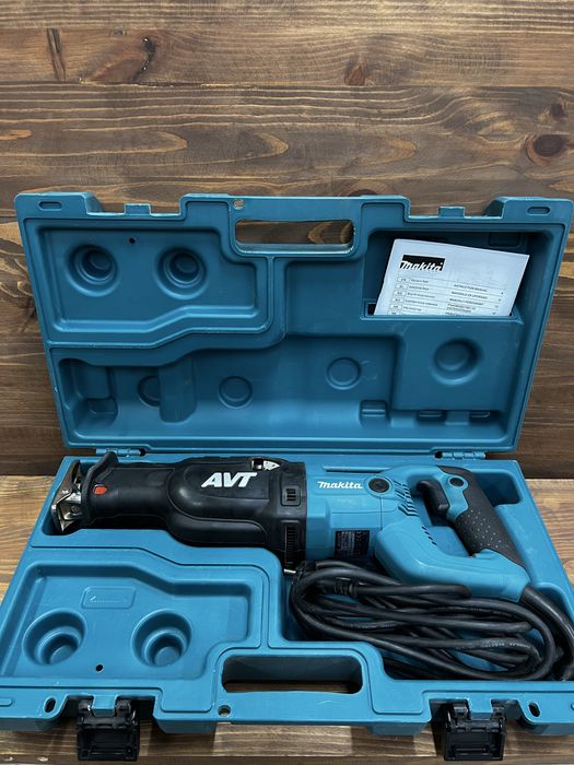 Шабельна пилка Makita JR3070CT