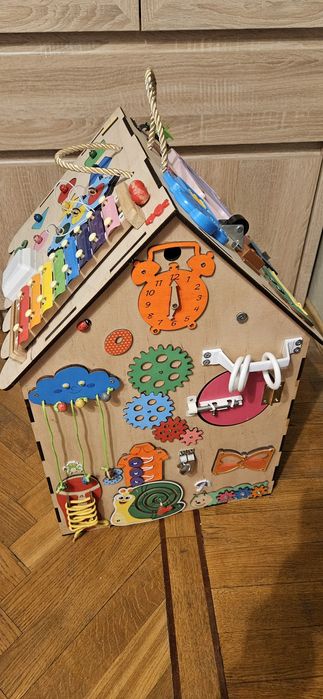 Бізікуб бізіборд великий 60×40×40