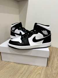 ОРИГИНАЛ Nike Air Jordan 1 Mid Panda (DV0991-101) 40.5 EU