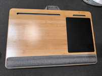 Drewniana podstawka pod laptopa