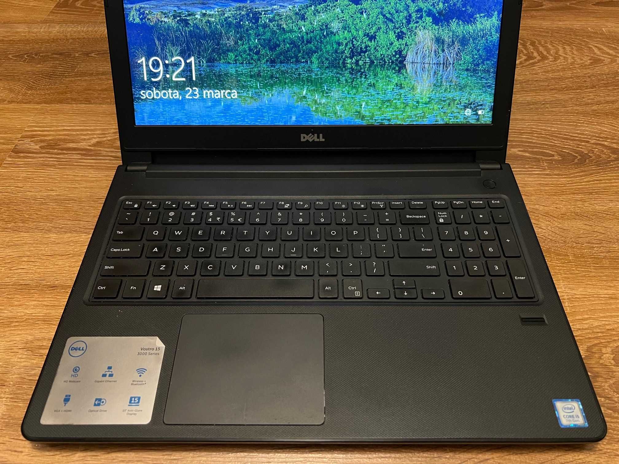 Laptop Dell Vostro 15 3000 z MS Office i5-7200U/RAM8GB/SSD256GB/15,6"