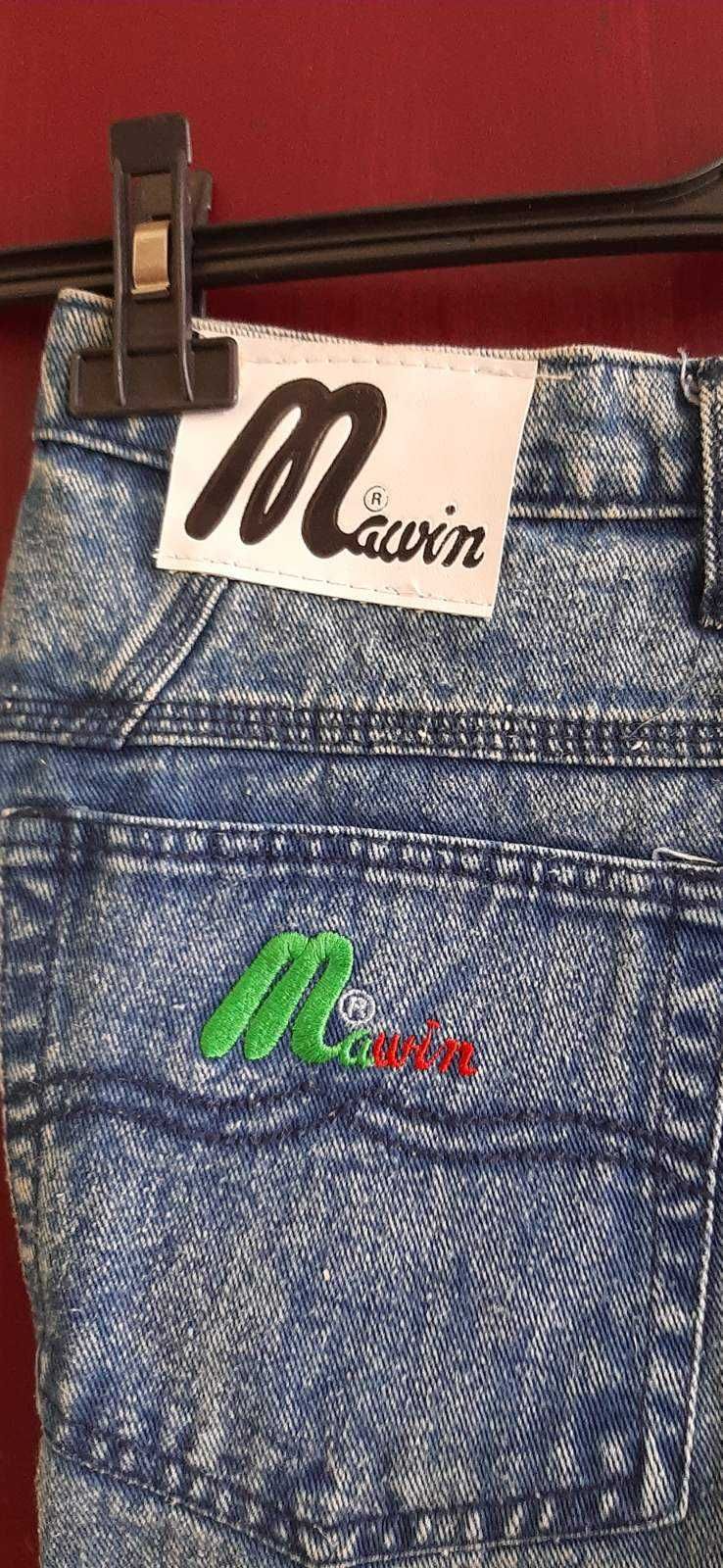 Продаются Оригинальные джинсы "Мальвины" MAWIN с запахом девяностых.