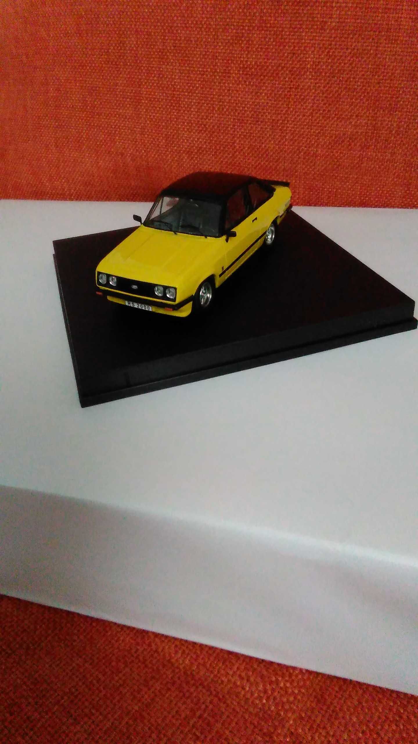 Miniaturas Ford Escort em escala 1/43