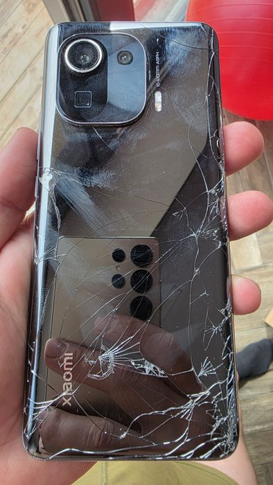 Смартфон Xiaomi Mi 11 Pro 12/256GB на запчастини