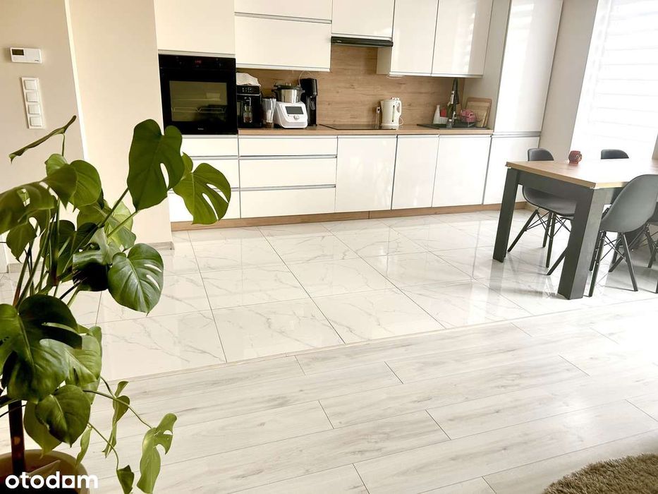 Piękne mieszkanie z własnym podwórkiem