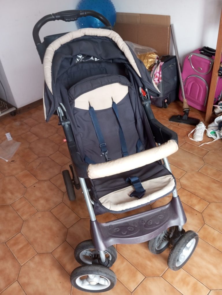 Carrinho e babycock