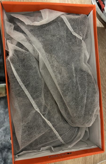 Взуття( туфлі) 37.