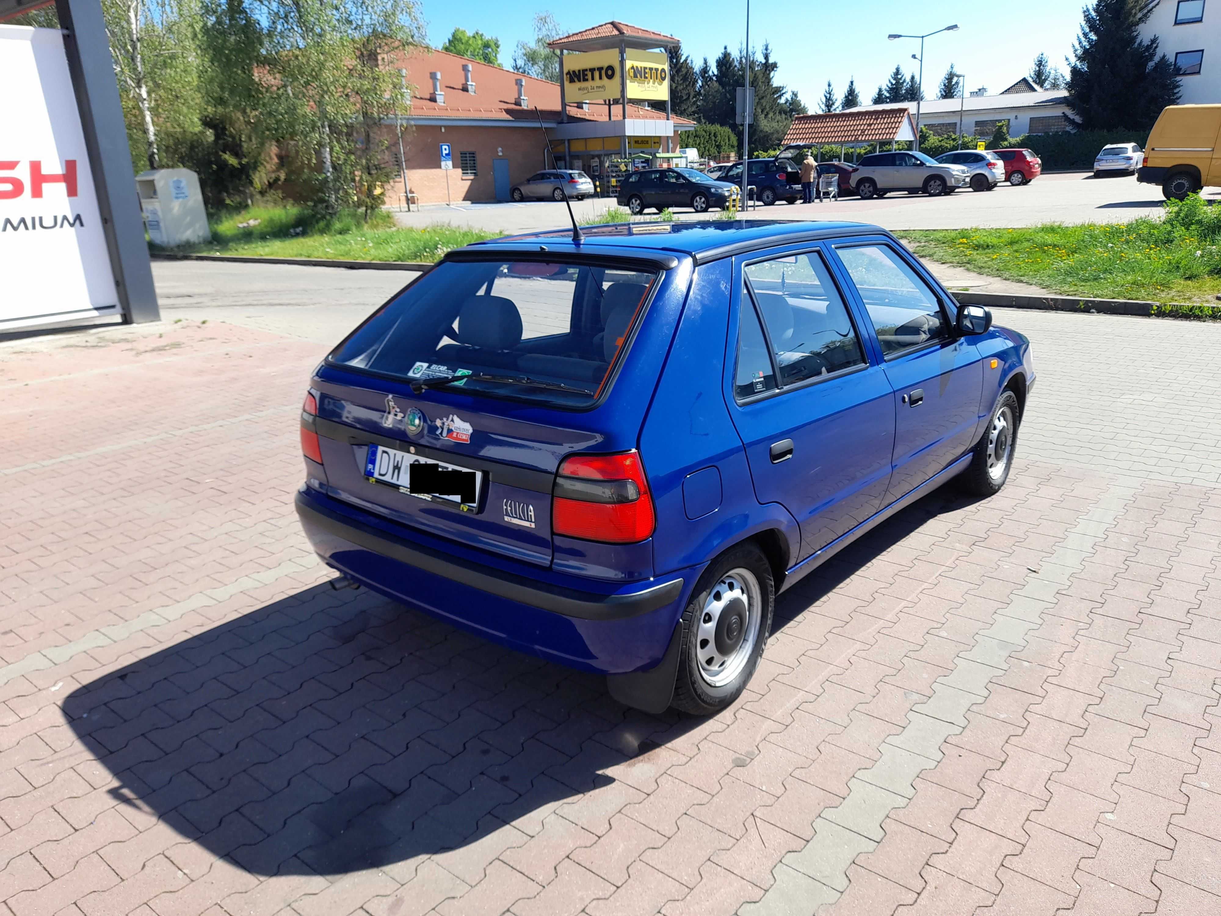 Sprzedam z kolekcji Skoda Felicia '2001 Modra 1.3 benzyna 68km Piękna!