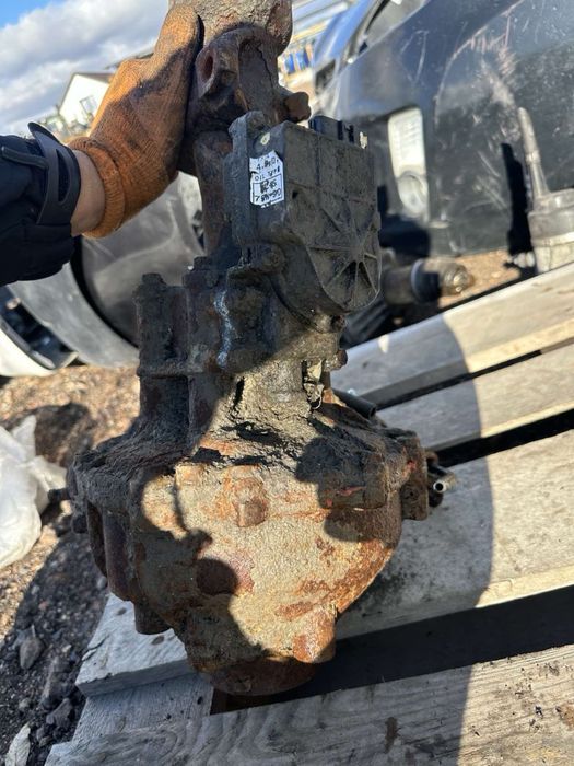 Передній редуктор Toyota Hilux 2.5 D-4D (2005–2011)