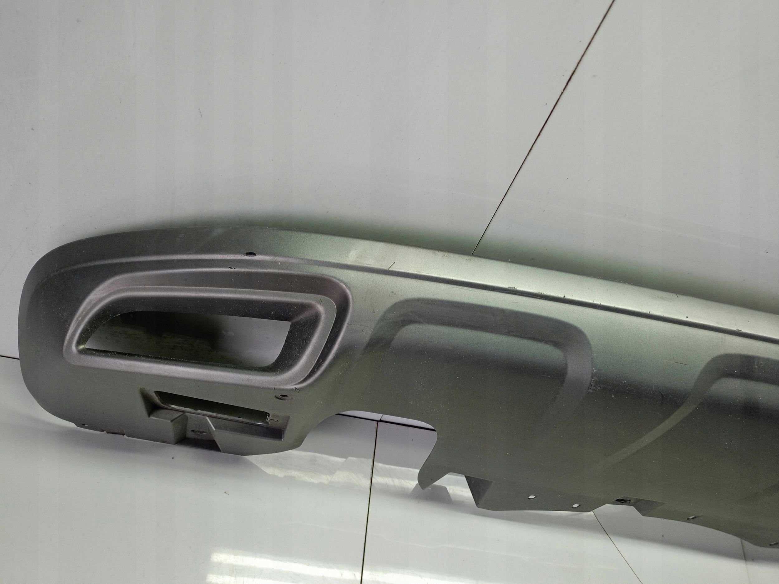 Fiat 500L 2017 zderzak tylny