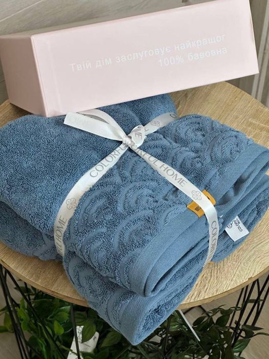 На подарунок! Якісна махра набір рушників подарочные полотенца 600 мг