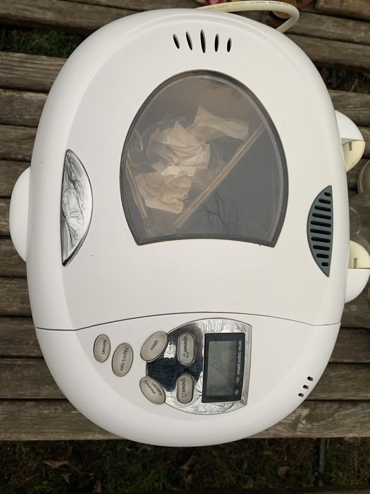 Хлебопечкa SATURN  ST  -  ES 7773 EIARA