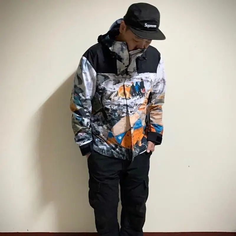 Демісезонна куртка унісекс Supreme  The North Face