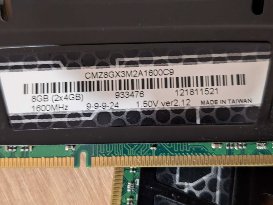 CMZ8GX3M2A1600C9 Corsair pamięć ram  Vengeance 8 GB DDR3