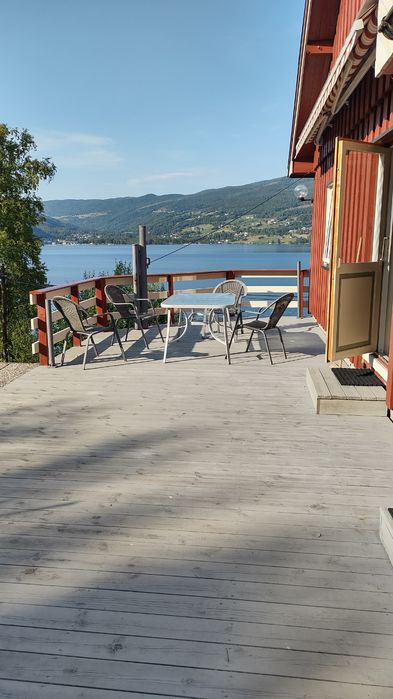 Domek nad jeziorem, Norwegia