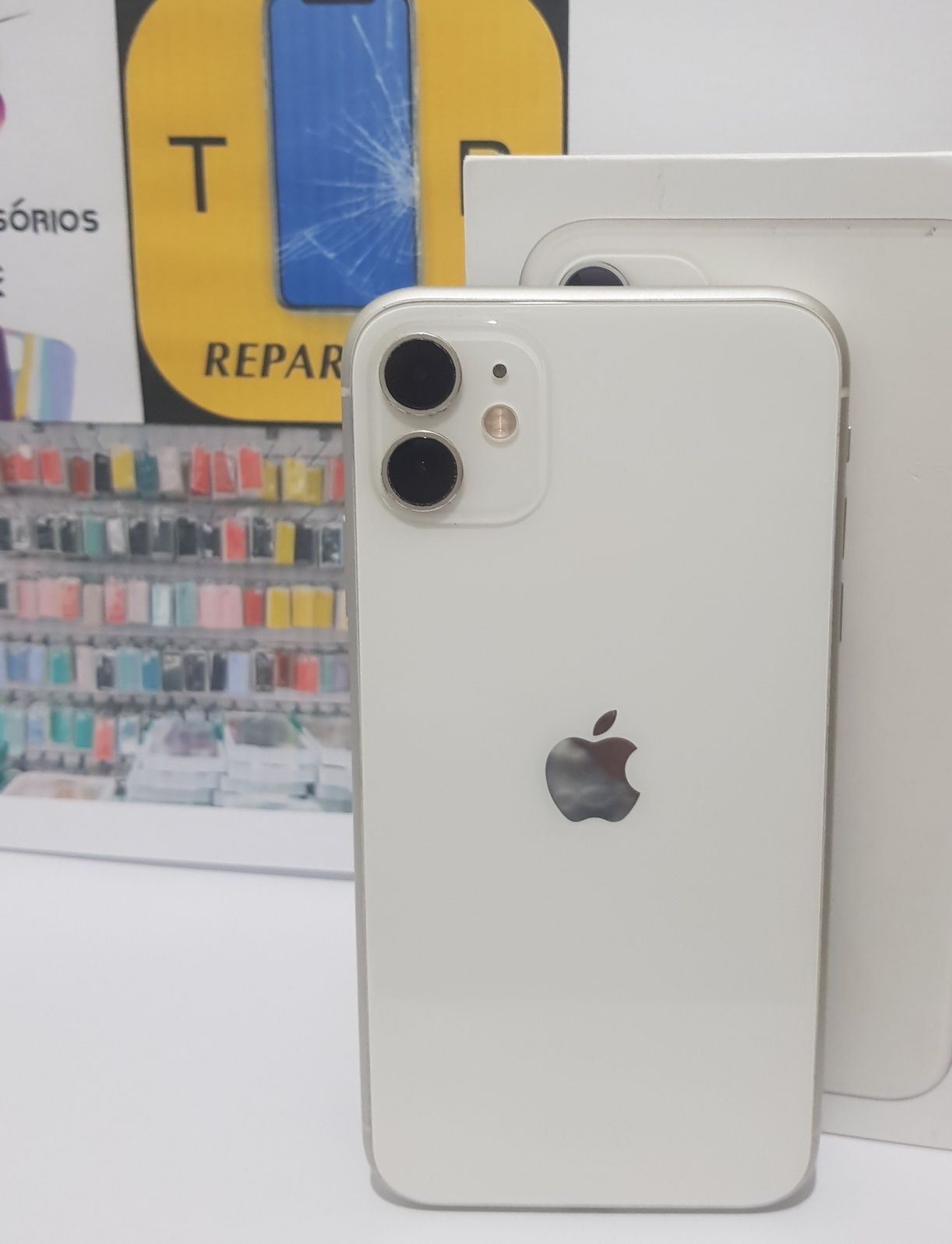 IPhone 11 branco (reservado)