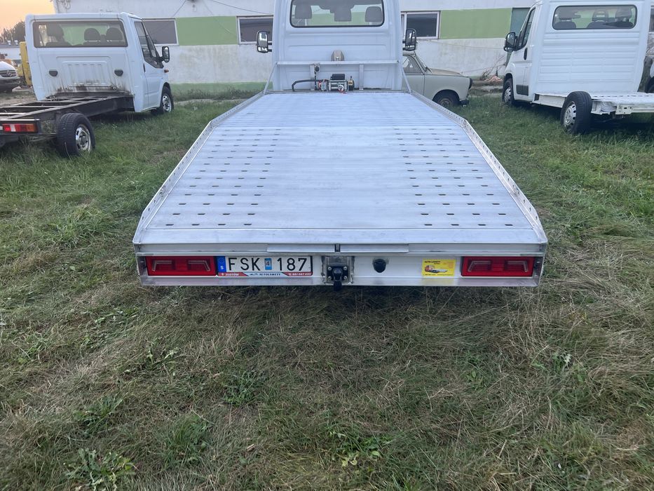 Zabudowa auto-laweta alu panel gotowe na placu