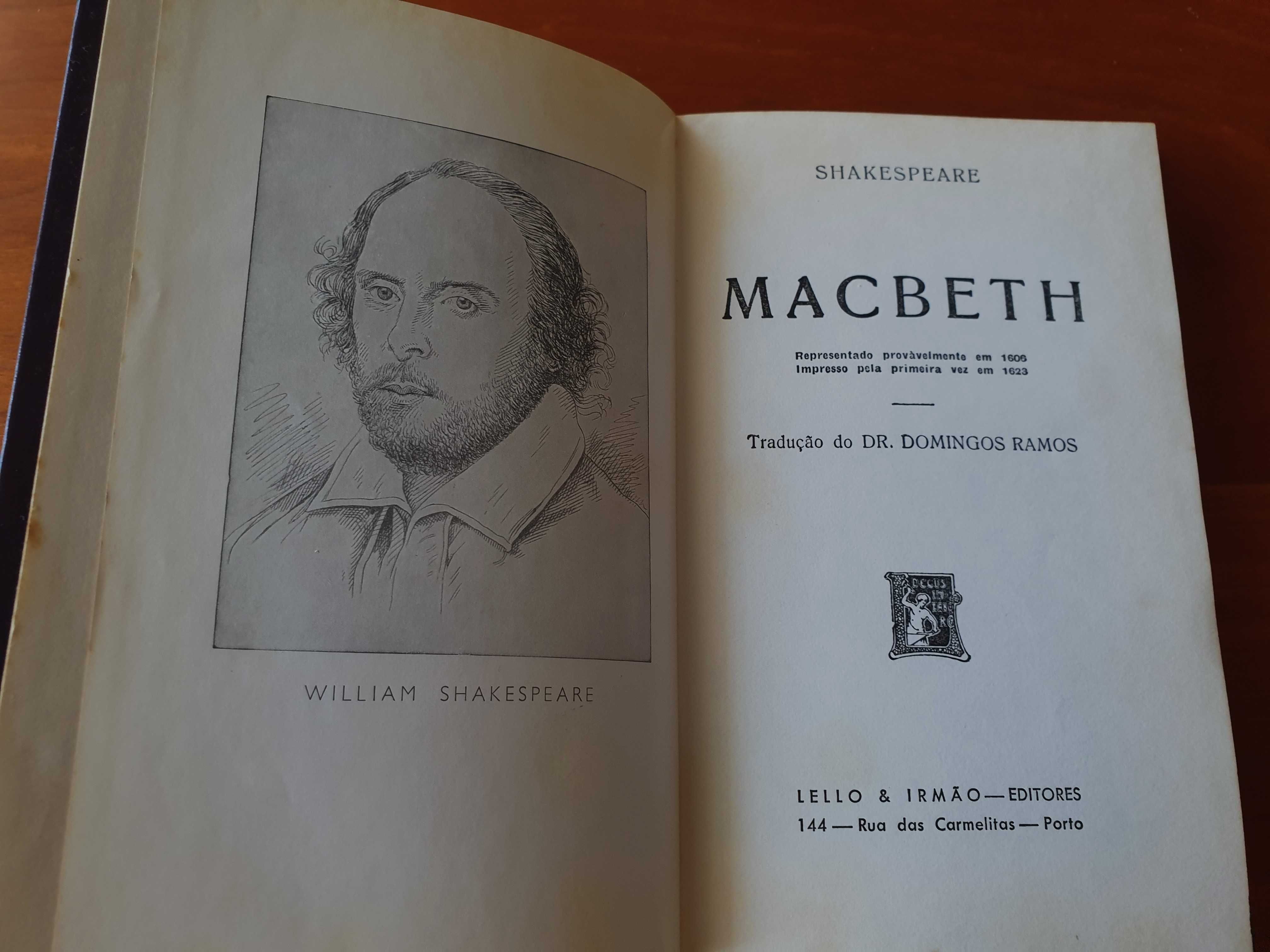 Hamlet e Macbeth de W. Shakespeare encadernados