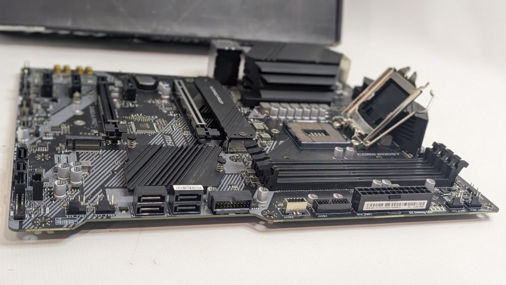 Материнська плата MSI Z490-A Pro (s1200) Гарантія!