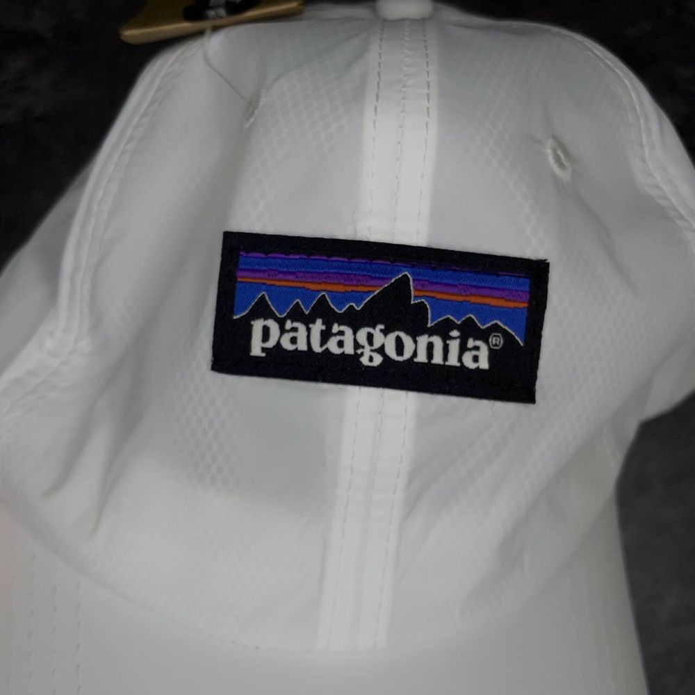 Кепка Patagonia білого кольору