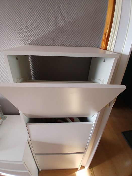 Szafka na buty biała pojemna