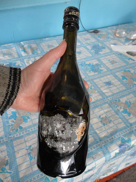 Рідкісна скляна бутилка Fratelly.