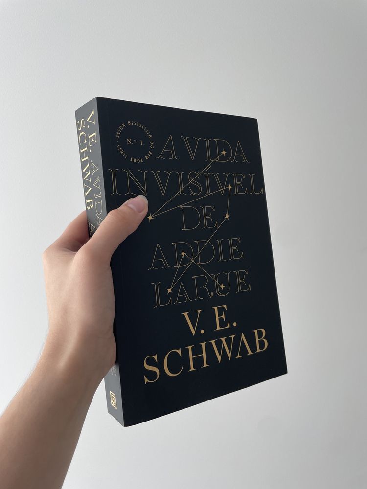 A Vida Invisível de Addie La Rue - V. E. Schwab