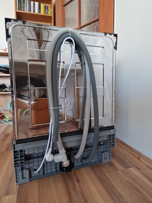 Zmywarka pod zabudowę