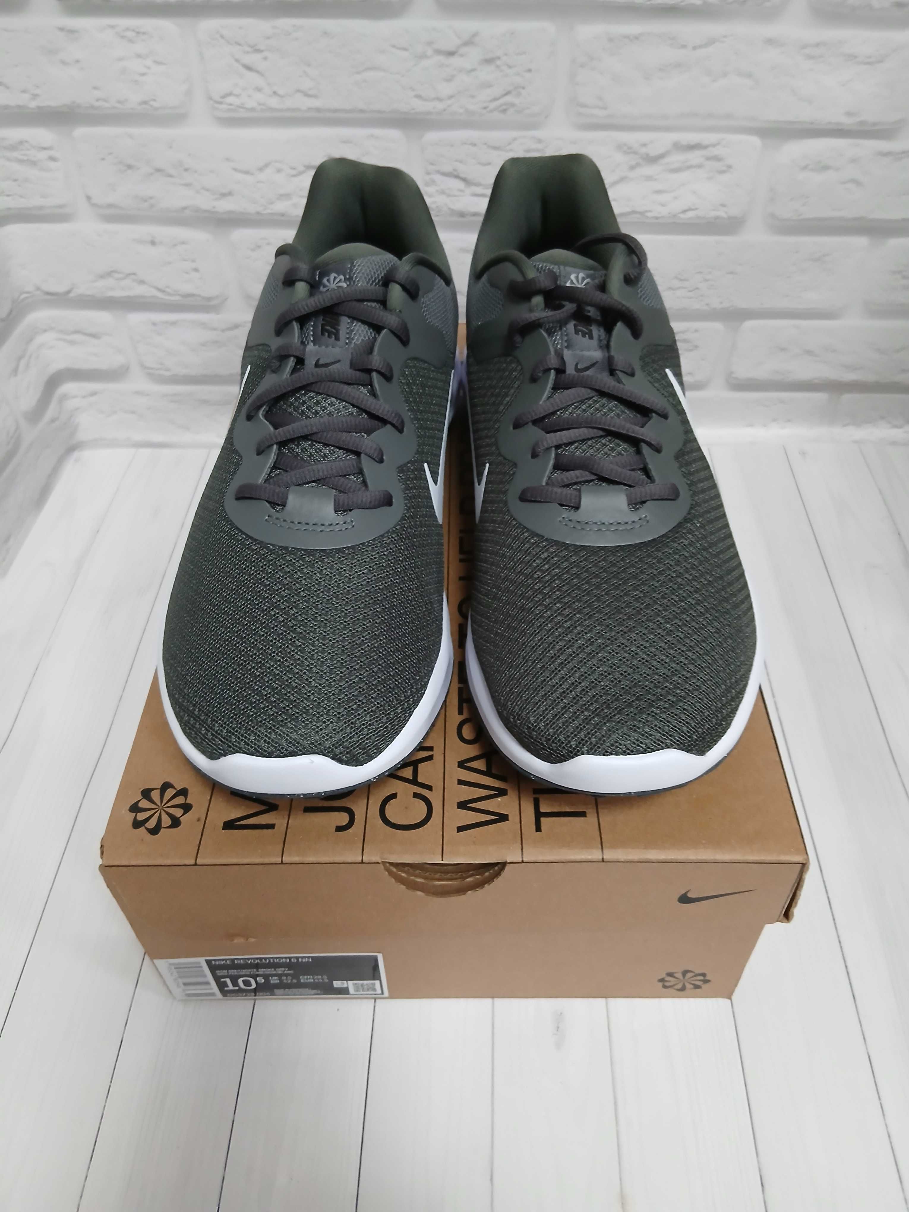 Чоловічі кросівки для бігу Nike Revolution 6 NN DC3728-004