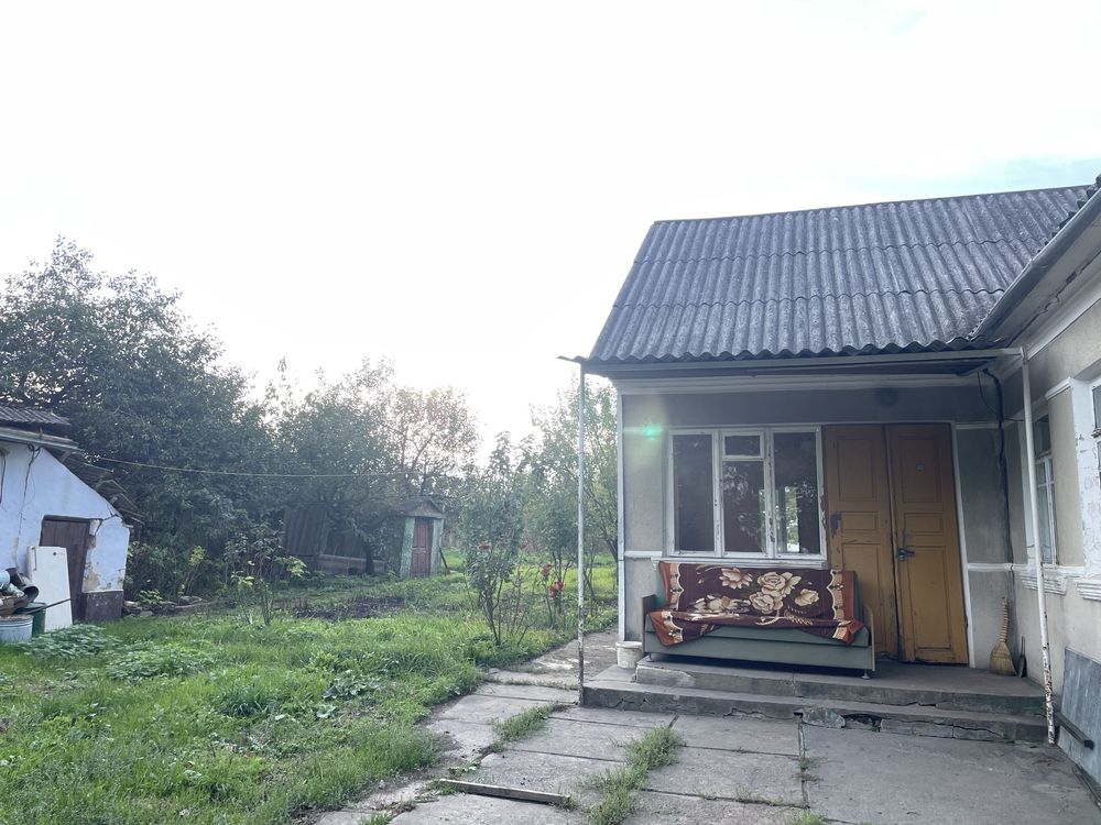 Будинок + ділянка 37 соток