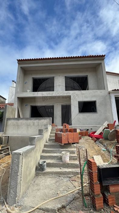 Moradia T2 para venda