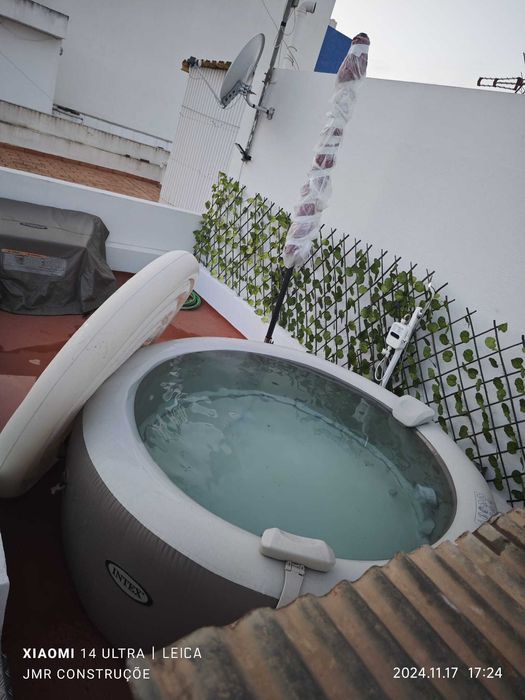 Aluga se T2 Monte gordo