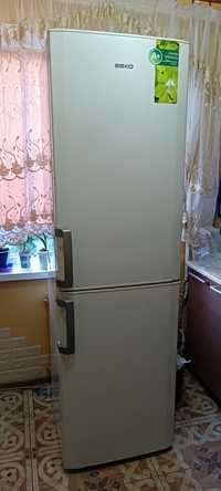 Продам холодильник BEKO