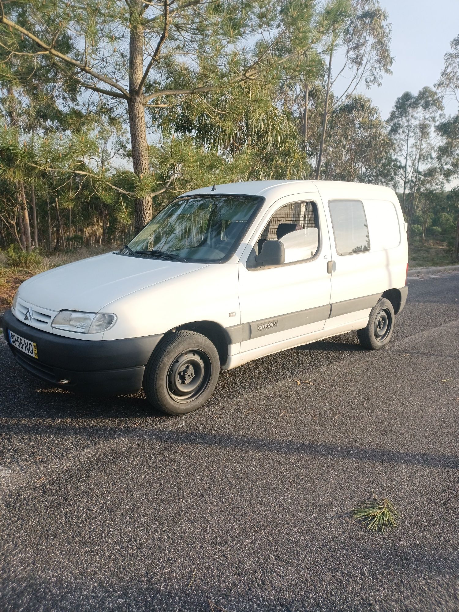 Citroen Berlingo 1.9d 2.500€ Negociável
