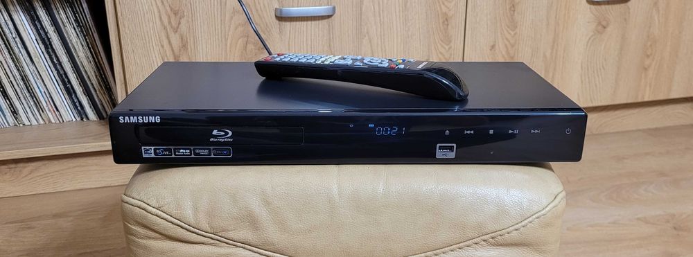Samsung BD-P1580 Odtwarzacz Blu Ray DVD CD USB z pilotem