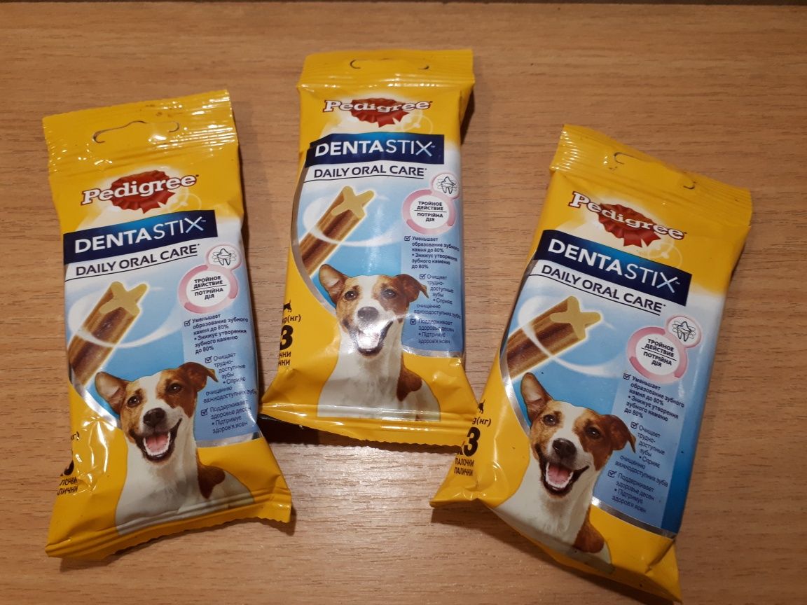 Смаколики для собак. Pedigree.Denta stix.