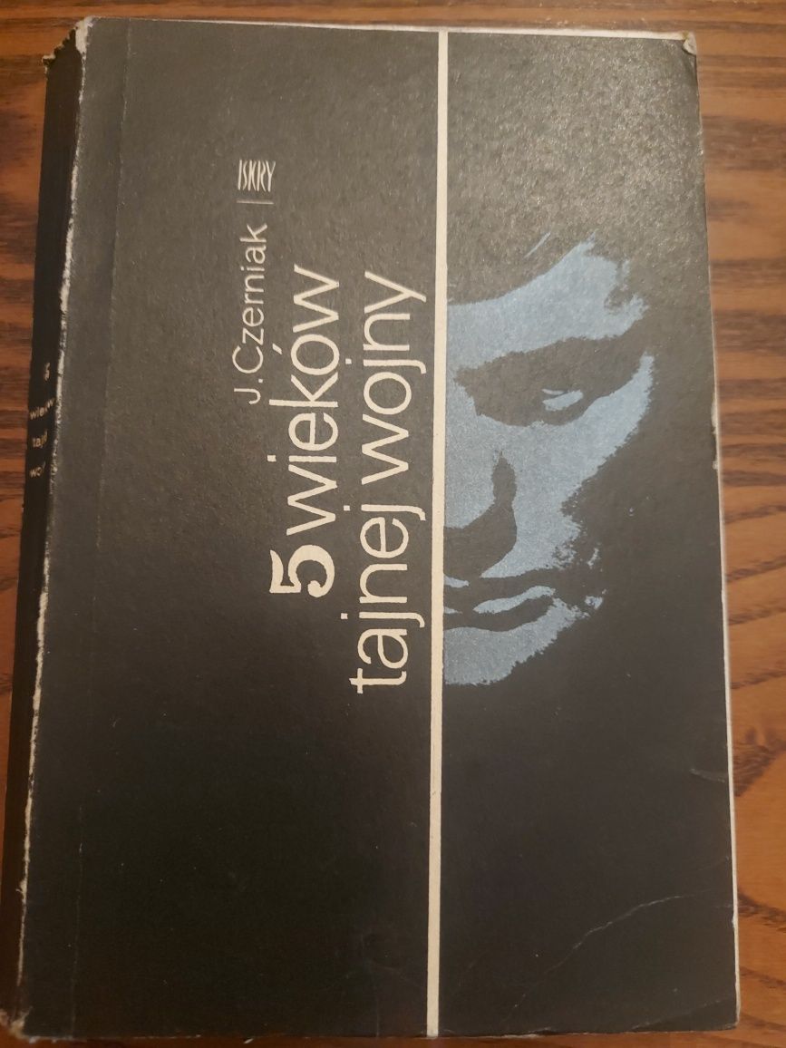 5 wieków tajnej wojny