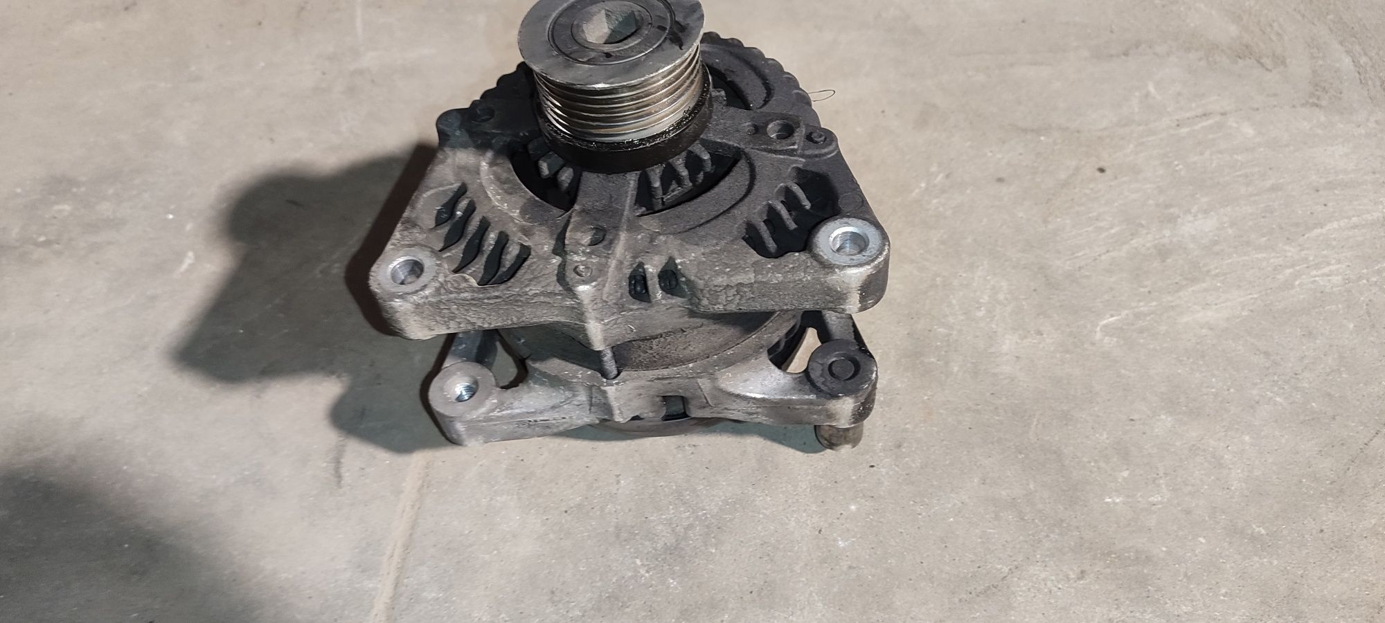 Volvo V50  mazda 3 focus 1.6 , 2.0 D alternator 150 A Denso GM i inne