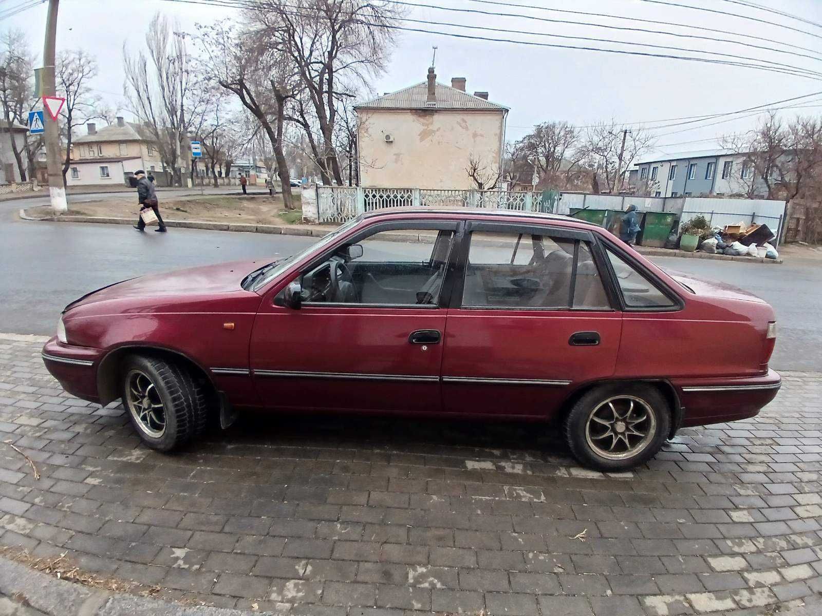 Daewoo Nexia 2007 року 1,5 л. газ/бензин