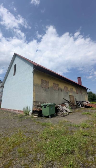 Комерційна  будівля Вижниця