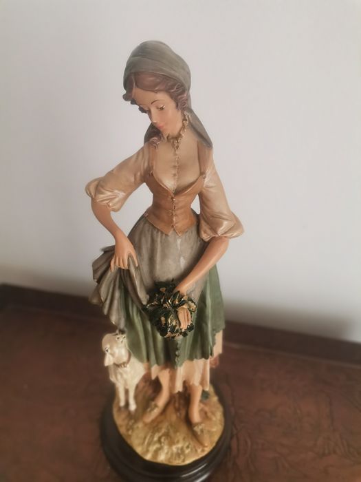 Estatuetas decorativas