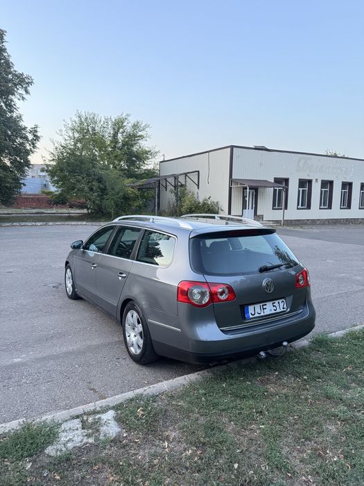 Volkswagen Passat B6 2007р 2,0tdi механіка 6 в ідеальному стані дизель