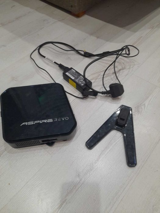 Komputer Stacjonarny Acer ASPIRE REVO