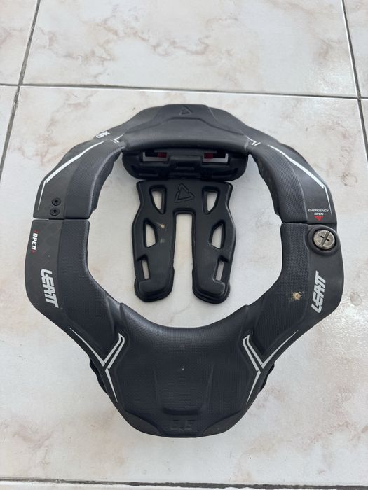 Neck Brace leatt 6.5 carbono